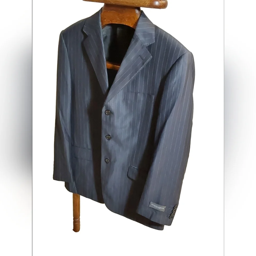 GIORGIO ARMANI LE COLLEZIONI NAVY BLUE PIN‎ STRIPES MEN'S NWOT SPORT COAT SIZE